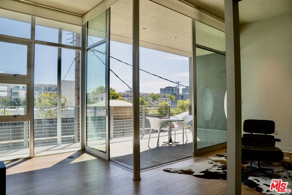 4080 Glencoe Avenue, #318, Marina Del Rey, CA 90292 Patio