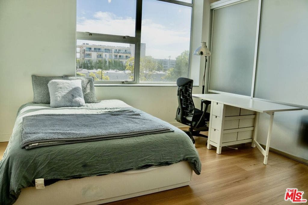 4080 Glencoe Avenue, #318, Marina Del Rey, CA 90292 Second bedroom