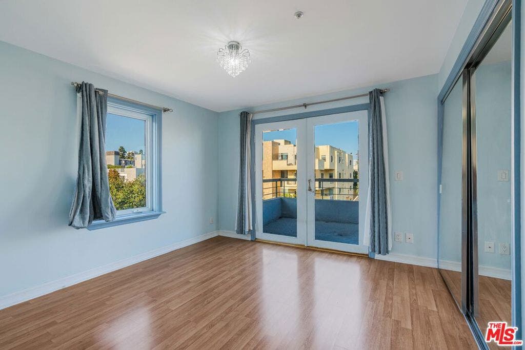 1645 Malcolm Avenue, #302, Los Angeles, CA 90024 1645 Malcolm Avenue, #302, Los Angeles, CA 90024