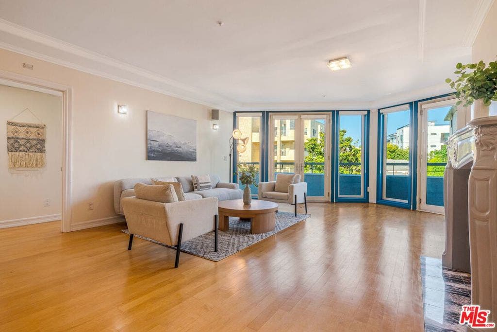 1645 Malcolm Avenue, #302, Los Angeles, CA 90024 1645 Malcolm Avenue, #302, Los Angeles, CA 90024