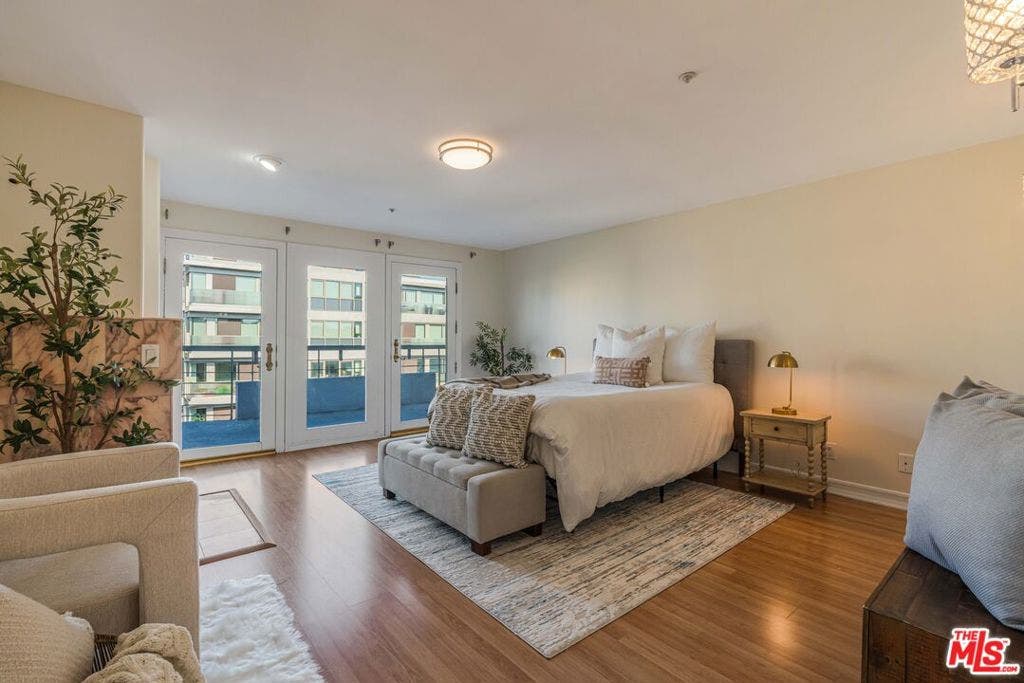 1645 Malcolm Avenue, #302, Los Angeles, CA 90024 1645 Malcolm Avenue, #302, Los Angeles, CA 90024