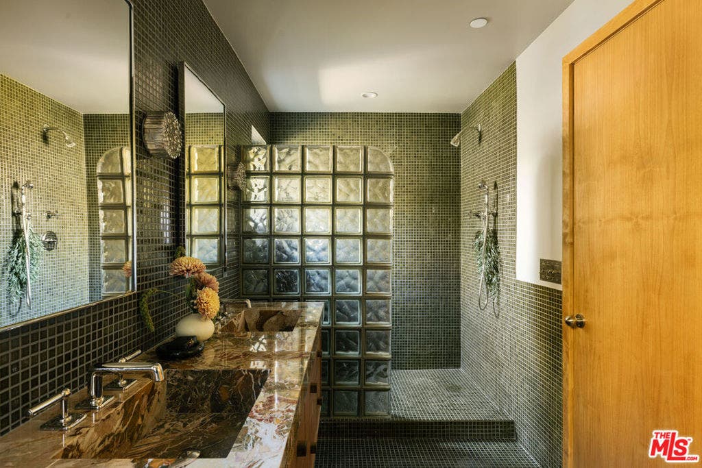 8141 Cornett Drive, Los Angeles, CA 90046 8141 Cornett Drive, Los Angeles, CA 90046