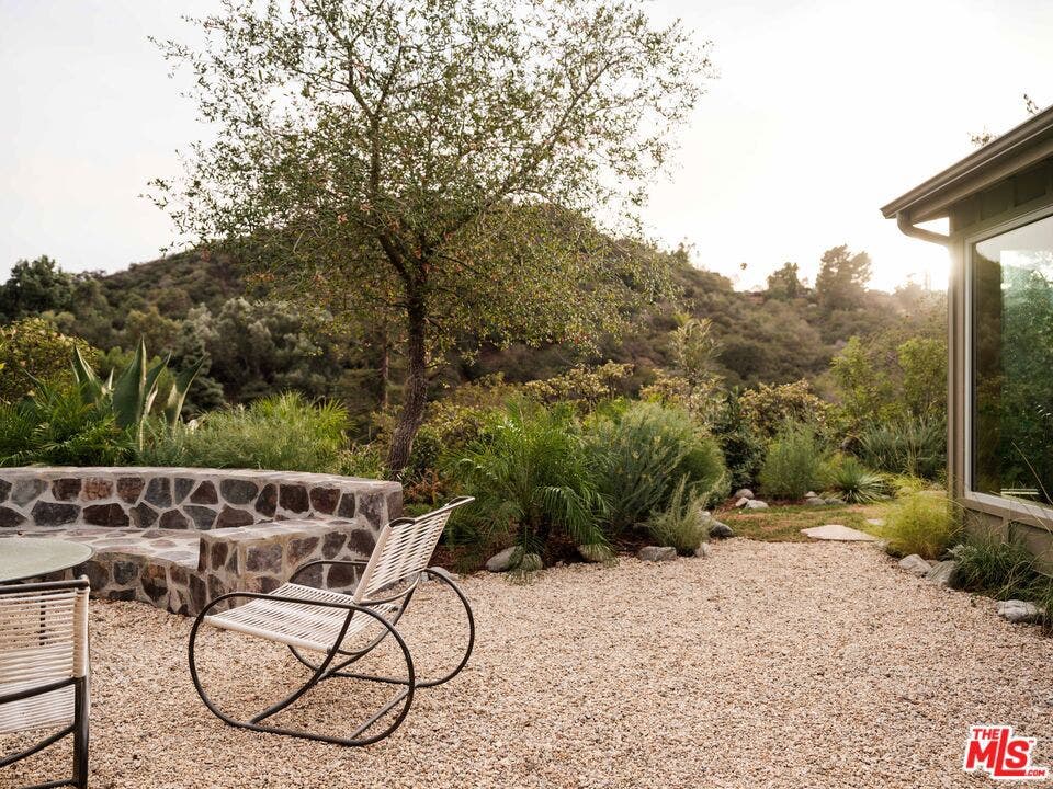 8141 Cornett Drive, Los Angeles, CA 90046 8141 Cornett Drive, Los Angeles, CA 90046