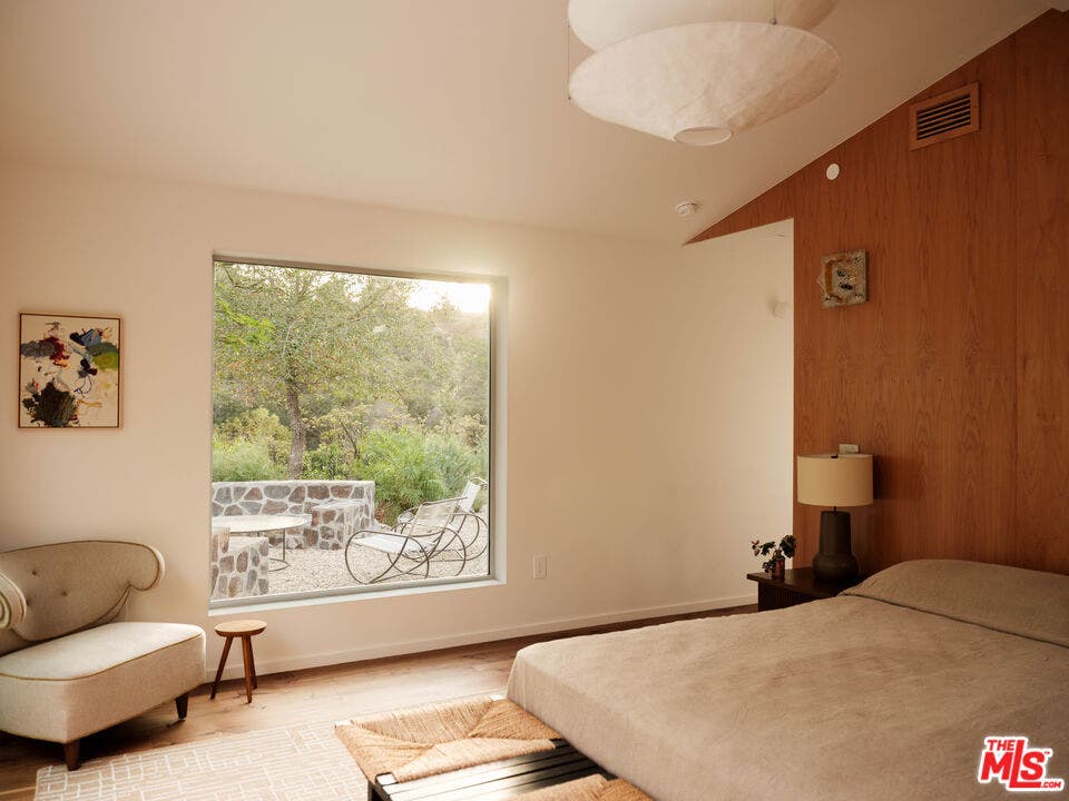 8141 Cornett Drive, Los Angeles, CA 90046 8141 Cornett Drive, Los Angeles, CA 90046