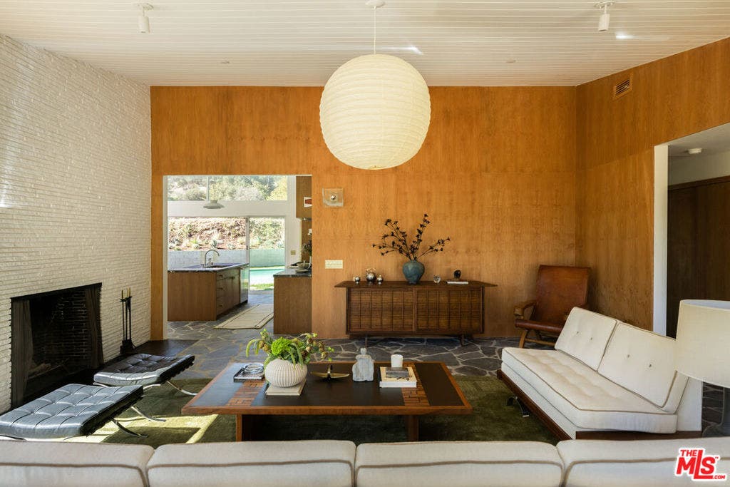8141 Cornett Drive, Los Angeles, CA 90046 8141 Cornett Drive, Los Angeles, CA 90046
