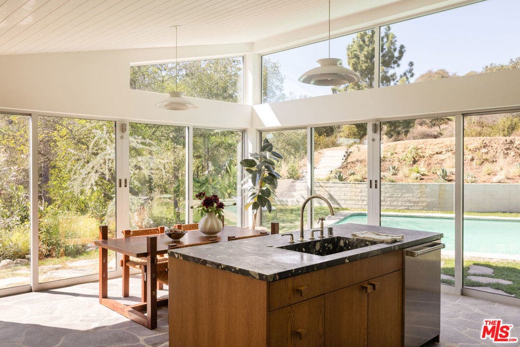 8141 Cornett Drive, Los Angeles, CA 90046 8141 Cornett Drive, Los Angeles, CA 90046