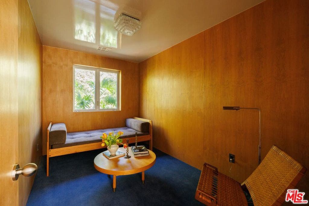8141 Cornett Drive, Los Angeles, CA 90046 8141 Cornett Drive, Los Angeles, CA 90046