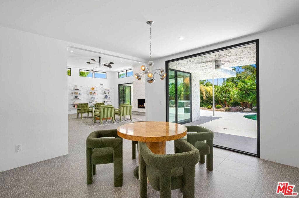 2304 S Toledo Avenue, Palm Springs, CA 92264 2304 S Toledo Avenue, Palm Springs, CA 92264