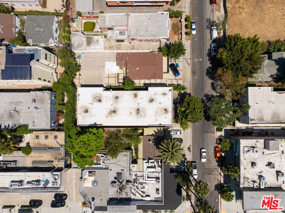 613 Westbourne Drive, West Hollywood, CA 90069 613 Westbourne Drive, West Hollywood, CA 90069