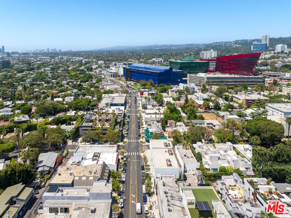 613 Westbourne Drive, West Hollywood, CA 90069 613 Westbourne Drive, West Hollywood, CA 90069
