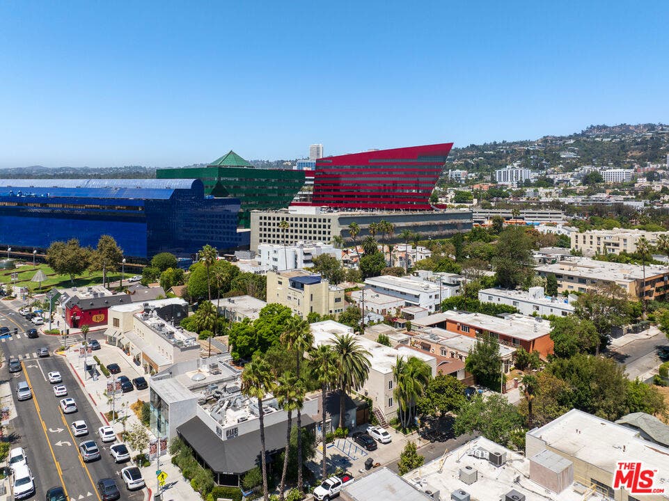613 Westbourne Drive, West Hollywood, CA 90069 613 Westbourne Drive, West Hollywood, CA 90069