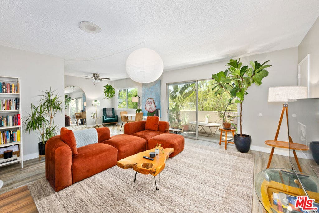 613 Westbourne Drive, West Hollywood, CA 90069 613 Westbourne Drive, West Hollywood, CA 90069