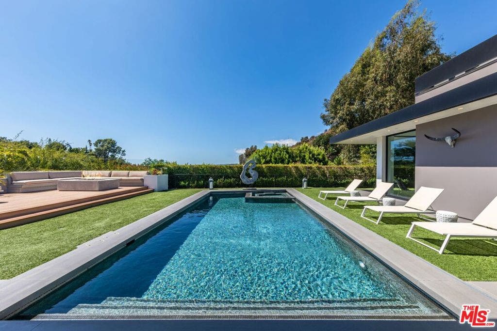 2002 LOMA VISTA Drive, Beverly Hills, CA 90210 2002 LOMA VISTA Drive, Beverly Hills, CA 90210
