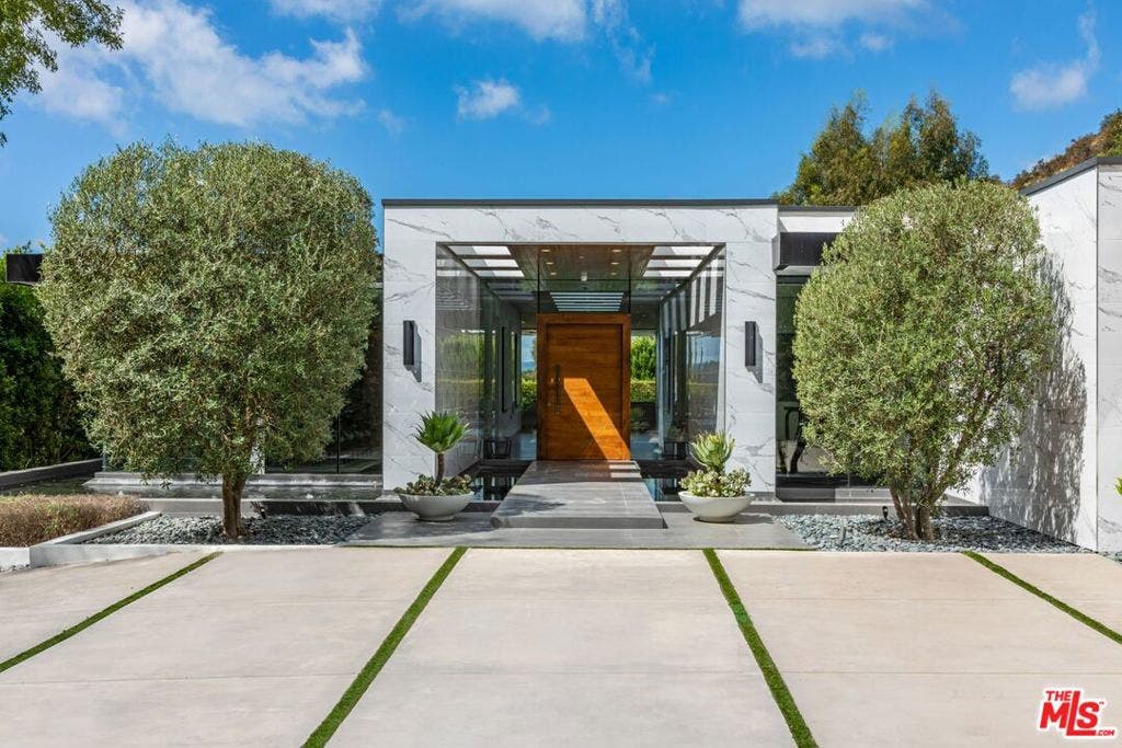 2002 LOMA VISTA Drive, Beverly Hills, CA 90210 2002 LOMA VISTA Drive, Beverly Hills, CA 90210