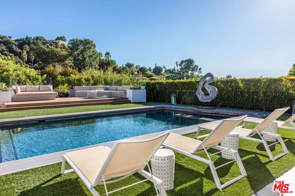 2002 LOMA VISTA Drive, Beverly Hills, CA 90210 2002 LOMA VISTA Drive, Beverly Hills, CA 90210