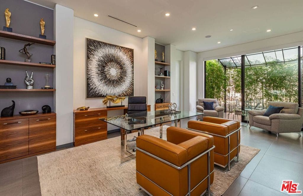 2002 LOMA VISTA Drive, Beverly Hills, CA 90210 2002 LOMA VISTA Drive, Beverly Hills, CA 90210