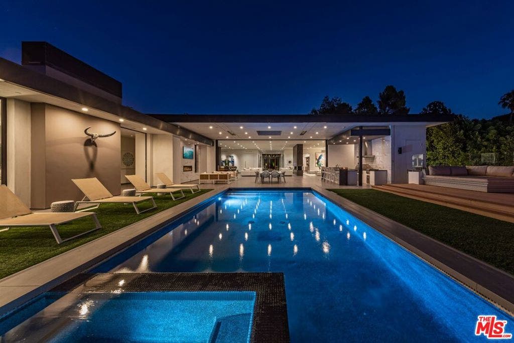 2002 LOMA VISTA Drive, Beverly Hills, CA 90210 2002 LOMA VISTA Drive, Beverly Hills, CA 90210