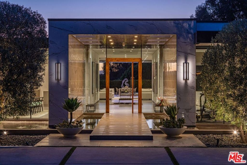 2002 LOMA VISTA Drive, Beverly Hills, CA 90210 2002 LOMA VISTA Drive, Beverly Hills, CA 90210