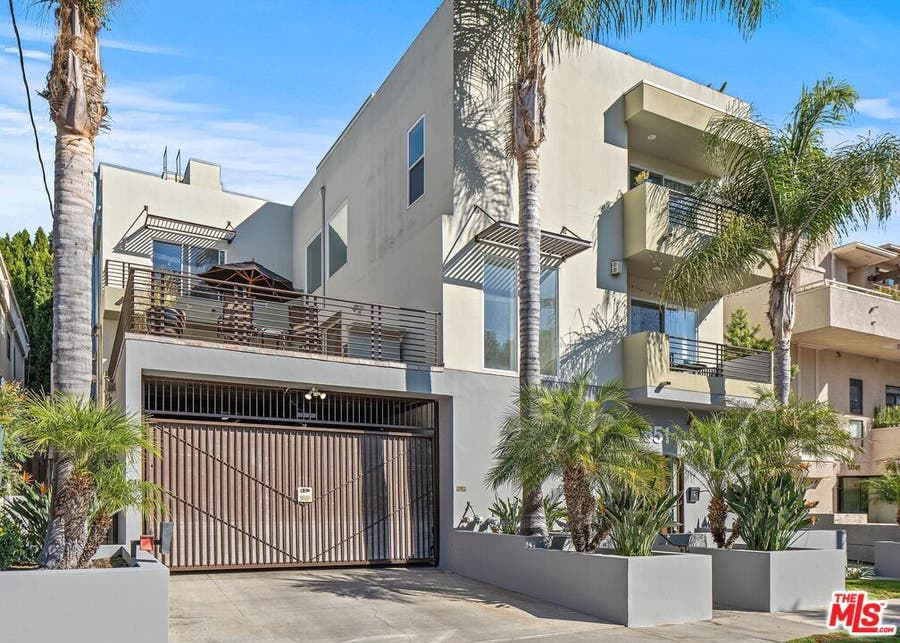 Property photo for 11851 Laurelwood Drive, #105, Studio City, CA