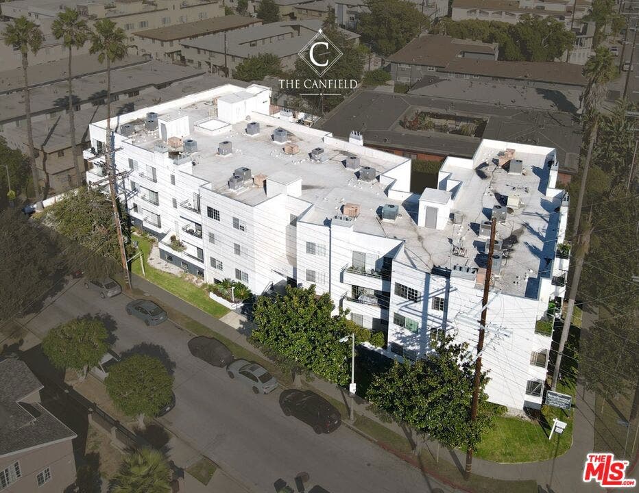 3144 S Canfield Avenue, Los Angeles, CA 90034 3144 S Canfield Avenue, Los Angeles, CA 90034