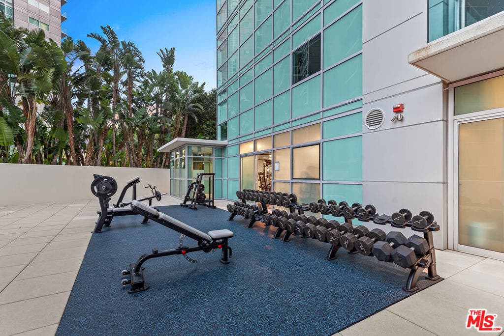 13700 Marina Pointe Drive, #1903, Marina Del Rey, CA 90292