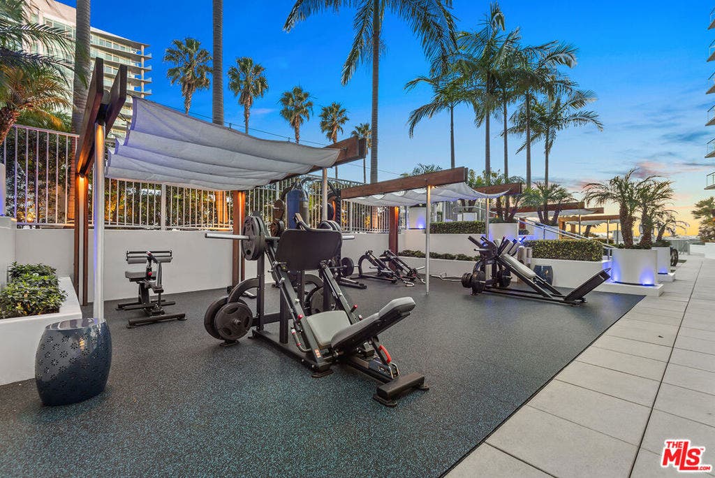 13700 Marina Pointe Drive, #1903, Marina Del Rey, CA 90292
