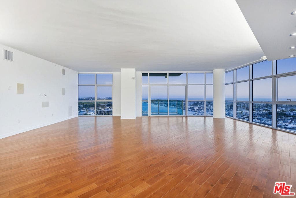 13700 Marina Pointe Drive, #1903, Marina Del Rey, CA 90292