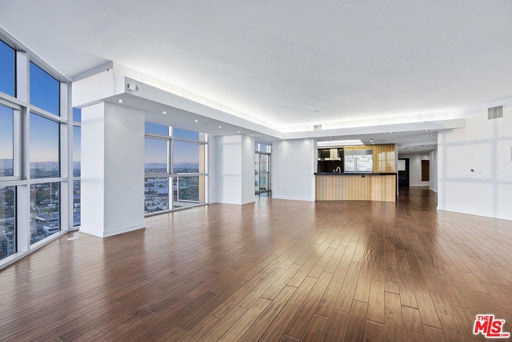 13700 Marina Pointe Drive, #1903, Marina Del Rey, CA 90292