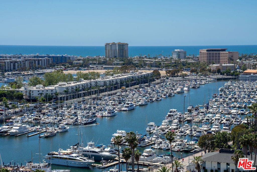 13700 Marina Pointe Drive, #1903, Marina Del Rey, CA 90292
