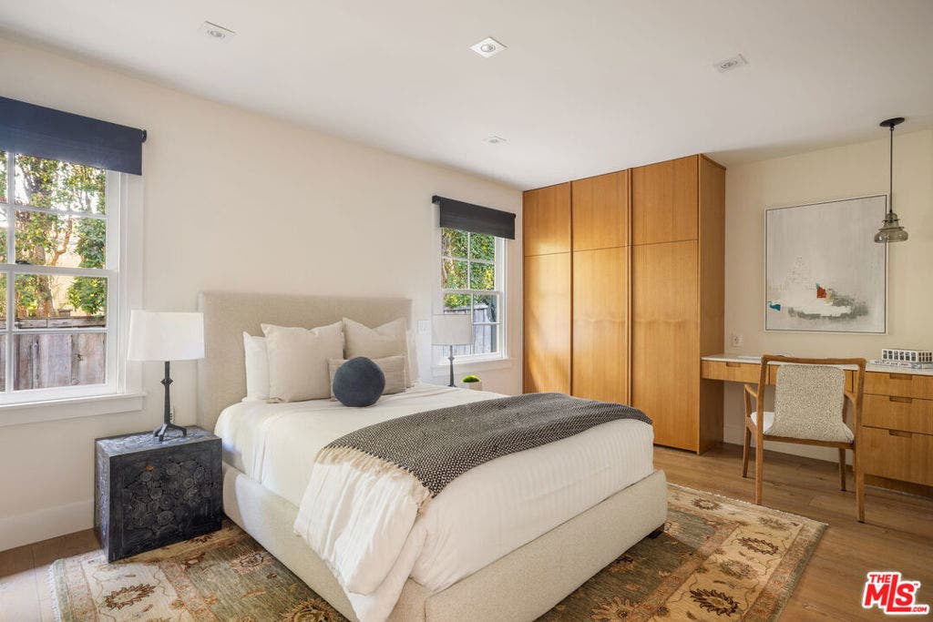 13627 W Sunset Boulevard, Pacific Palisades, CA 90272 13627 W Sunset Boulevard, Pacific Palisades, CA 90272