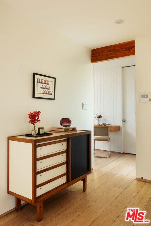 11526 Laurelcrest Drive, Studio City, CA 91604