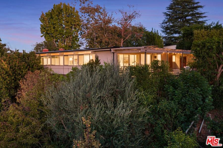 Property photo for 11526 Laurelcrest Drive, Studio City, CA