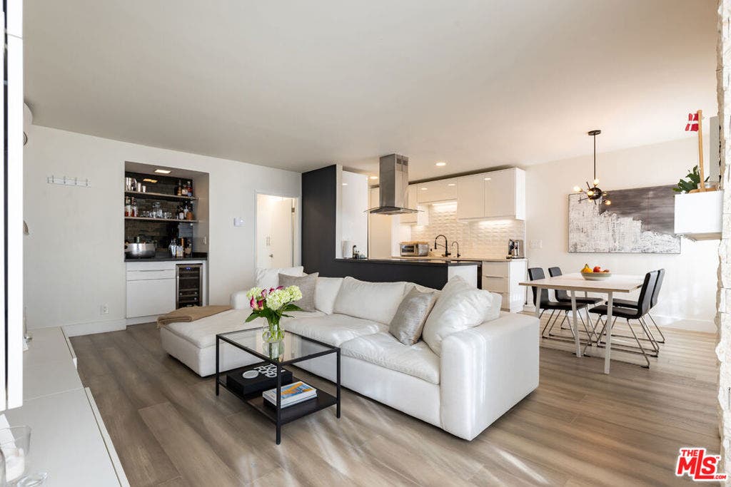10654 Wilkins Avenue, #5, Los Angeles, CA 90024 10654 Wilkins Avenue, #5, Los Angeles, CA 90024