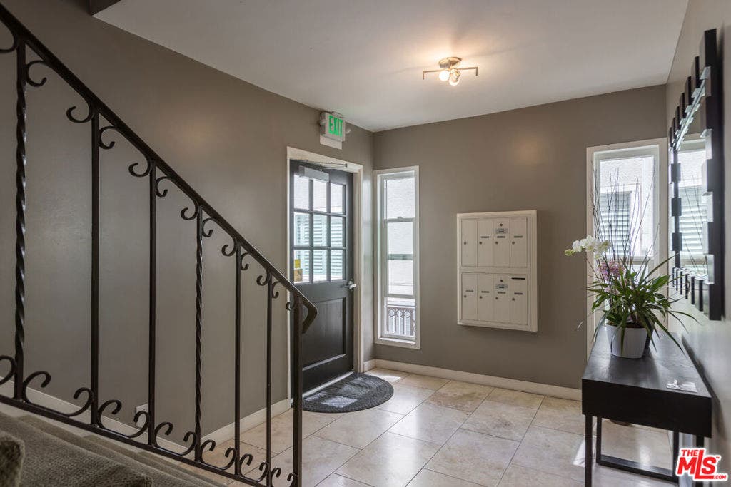 10654 Wilkins Avenue, #5, Los Angeles, CA 90024 10654 Wilkins Avenue, #5, Los Angeles, CA 90024
