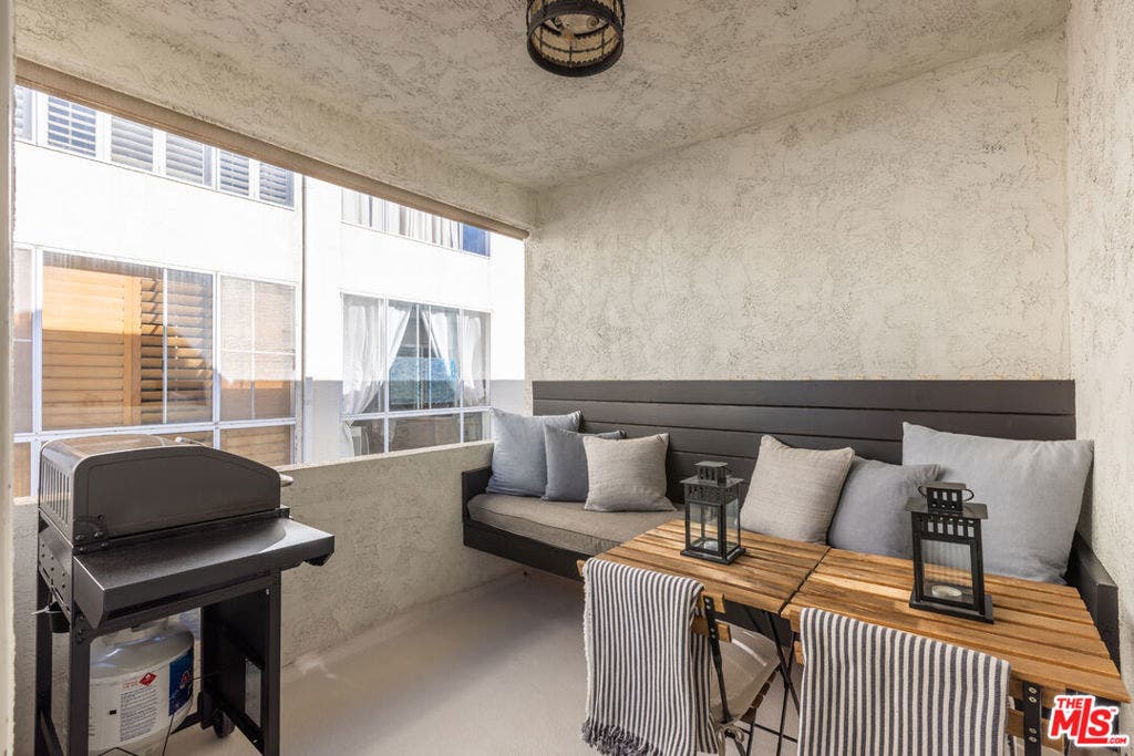 10654 Wilkins Avenue, #5, Los Angeles, CA 90024 10654 Wilkins Avenue, #5, Los Angeles, CA 90024