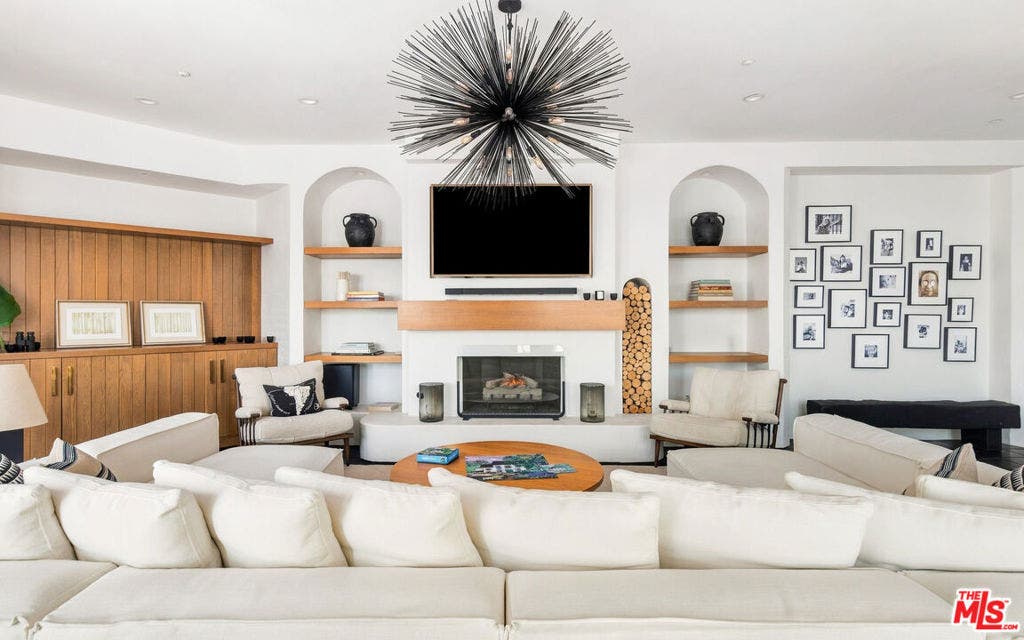 32045 Pacific Coast Highway, Malibu, CA 90265 32045 Pacific Coast Highway, Malibu, CA 90265