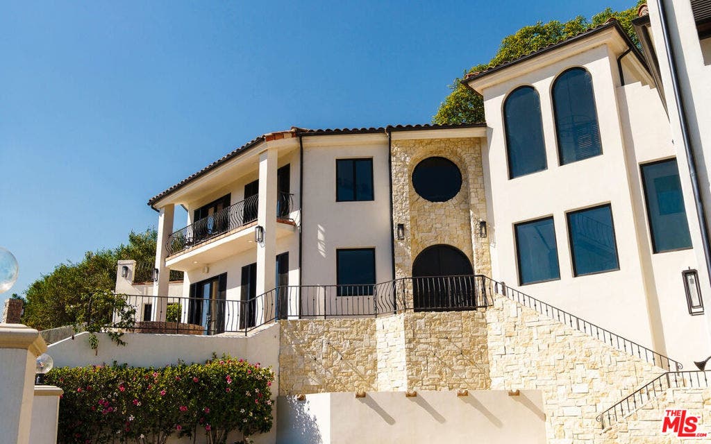 32045 Pacific Coast Highway, Malibu, CA 90265 32045 Pacific Coast Highway, Malibu, CA 90265