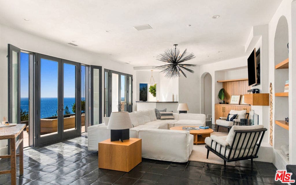 32045 Pacific Coast Highway, Malibu, CA 90265 32045 Pacific Coast Highway, Malibu, CA 90265