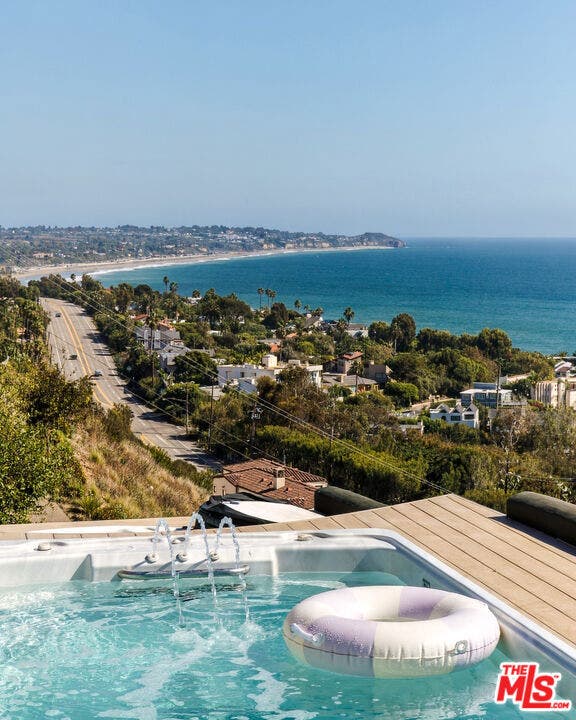 32045 Pacific Coast Highway, Malibu, CA 90265 32045 Pacific Coast Highway, Malibu, CA 90265