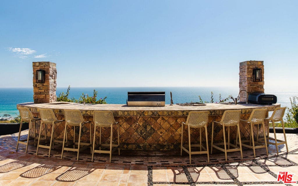 32045 Pacific Coast Highway, Malibu, CA 90265 32045 Pacific Coast Highway, Malibu, CA 90265