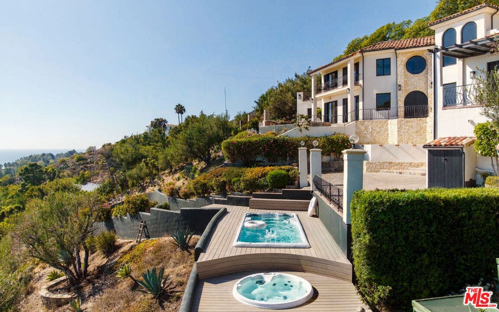 32045 Pacific Coast Highway, Malibu, CA 90265 32045 Pacific Coast Highway, Malibu, CA 90265