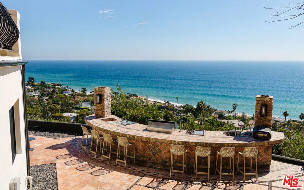 32045 Pacific Coast Highway, Malibu, CA 90265 32045 Pacific Coast Highway, Malibu, CA 90265