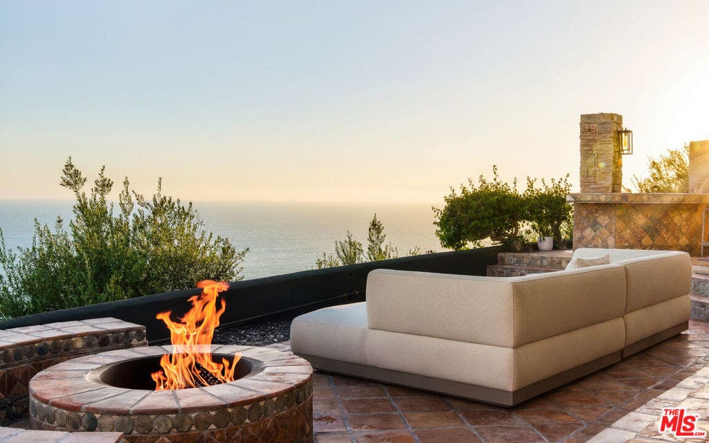 32045 Pacific Coast Highway, Malibu, CA 90265 32045 Pacific Coast Highway, Malibu, CA 90265