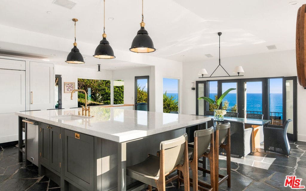 32045 Pacific Coast Highway, Malibu, CA 90265 32045 Pacific Coast Highway, Malibu, CA 90265