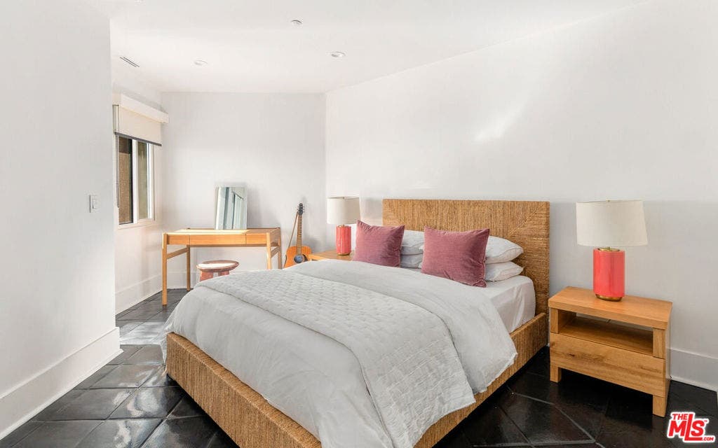 32045 Pacific Coast Highway, Malibu, CA 90265 32045 Pacific Coast Highway, Malibu, CA 90265