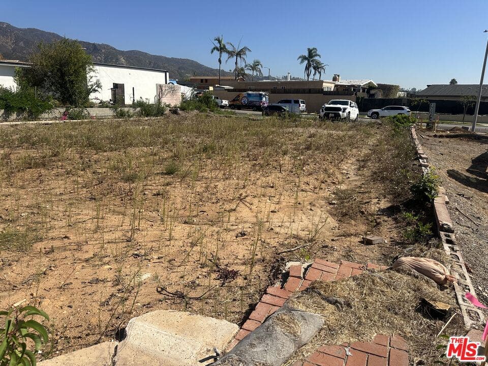 3913 Malibu Vista Drive, Malibu, CA 90265 3913 Malibu Vista Drive, Malibu, CA 90265