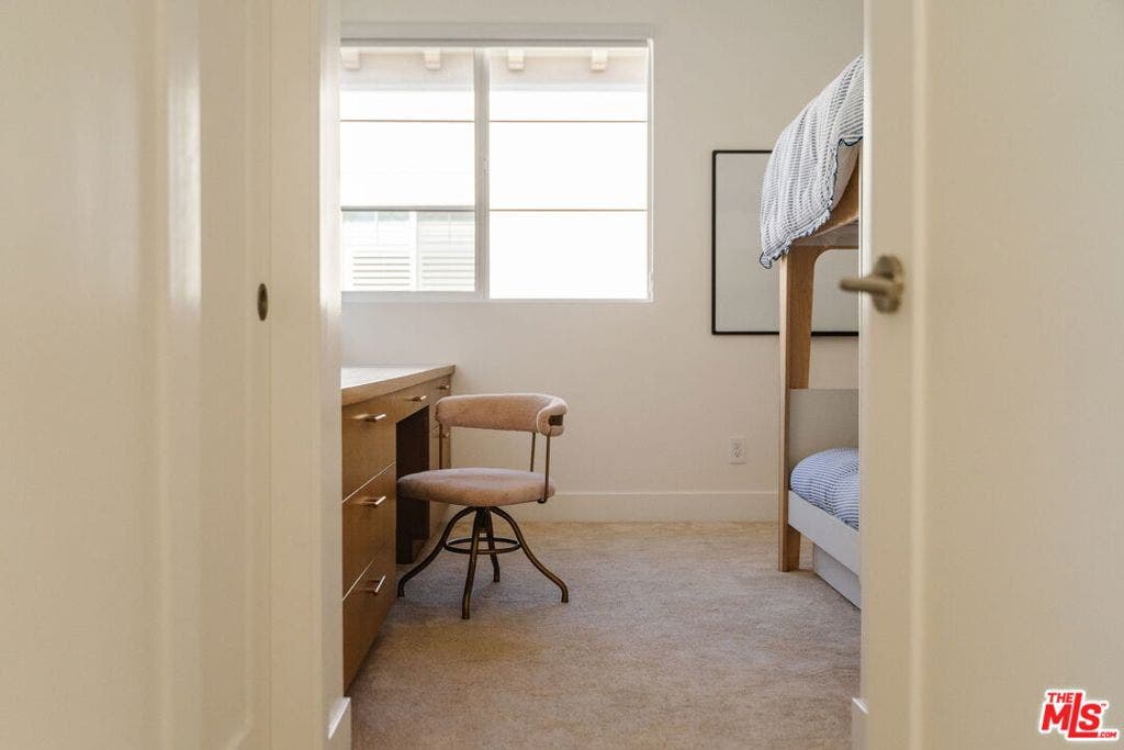 5837 N Lantern Court, Playa Vista, CA 90094 5837 N Lantern Court, Playa Vista, CA 90094