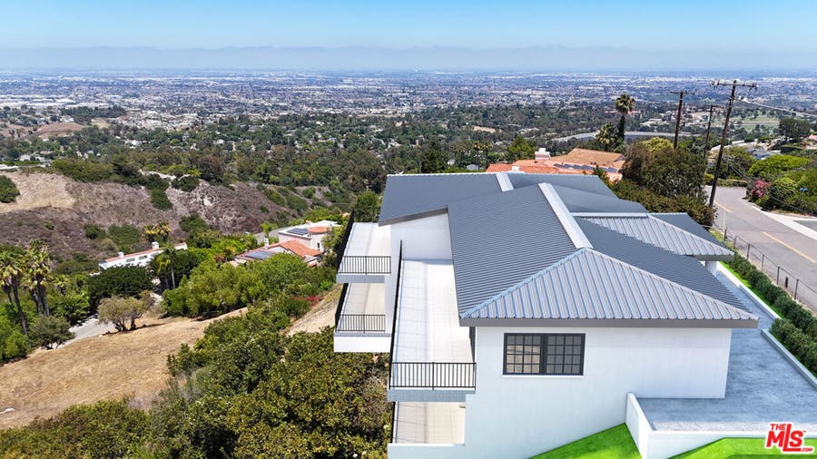 Property photo for 14 Bronco Drive, Rancho Palos Verdes, CA