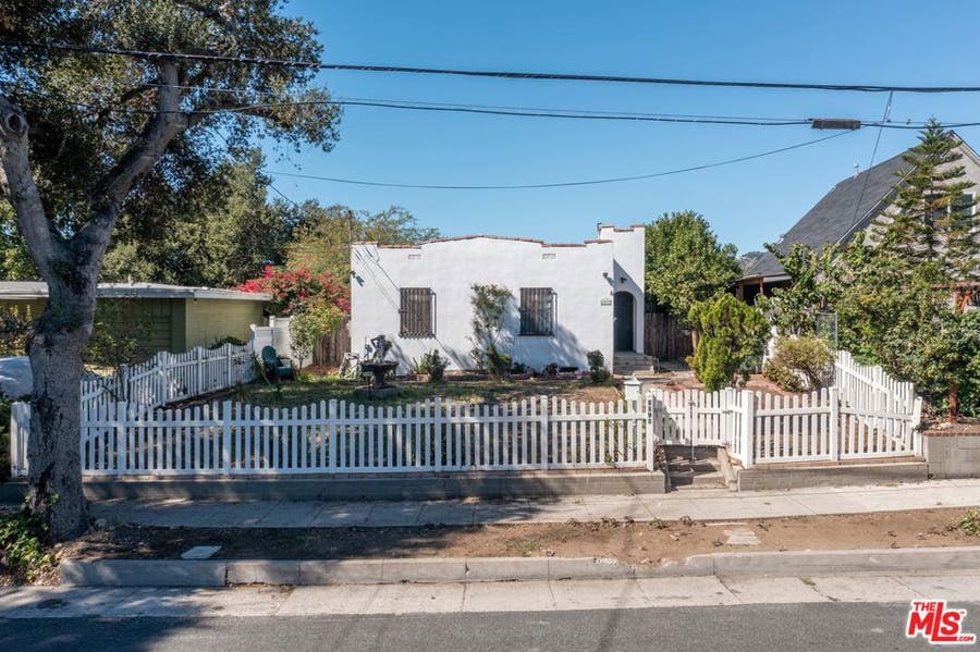 Property photo for 1191 Sunset Avenue, Pasadena, CA