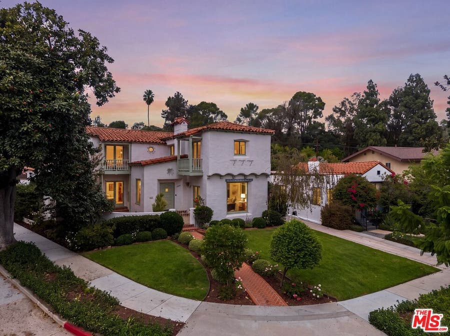 Property photo for 1401 Moncado Drive, Glendale, CA